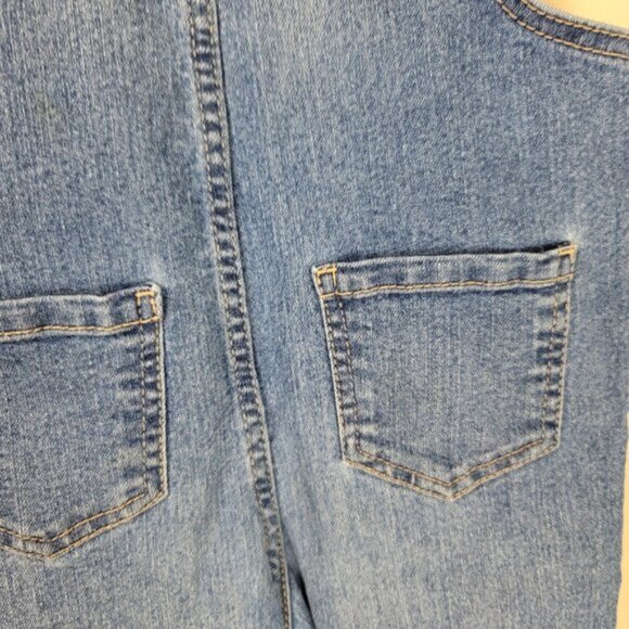 OshKosh B'gosh Blue Denim Overalls Size 3T Cute Casual - Picture 11 of 11